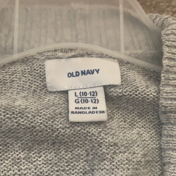 A Gray cardigan🤍 - Picture 2 of 4